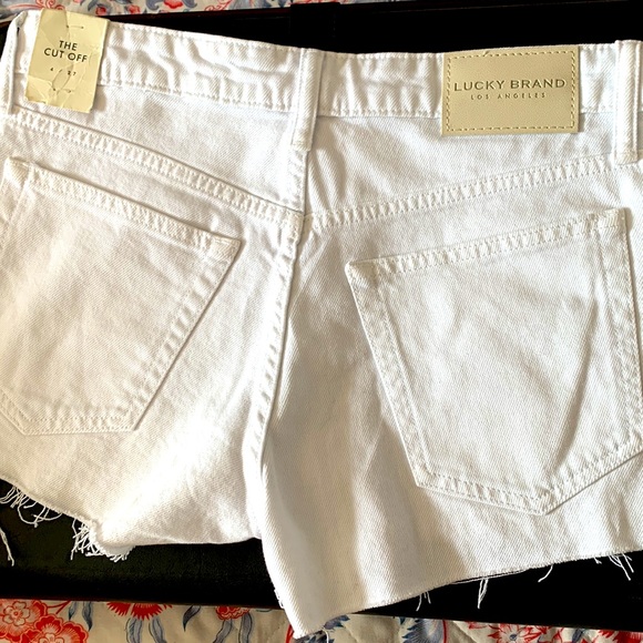 White cutoff shorts, lucky brand - Picture 3 of 3